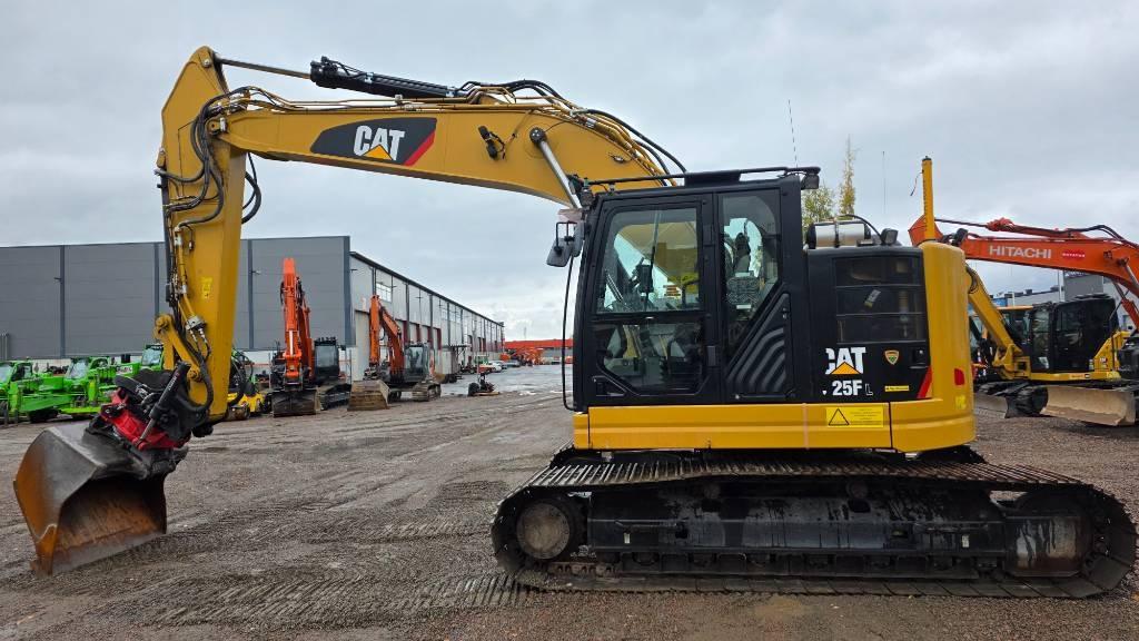 CAT 325FLCR Telakaivukoneet