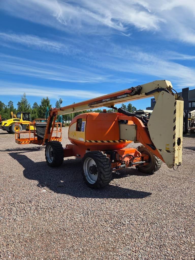 JLG 600 AJ Kuukulkijat