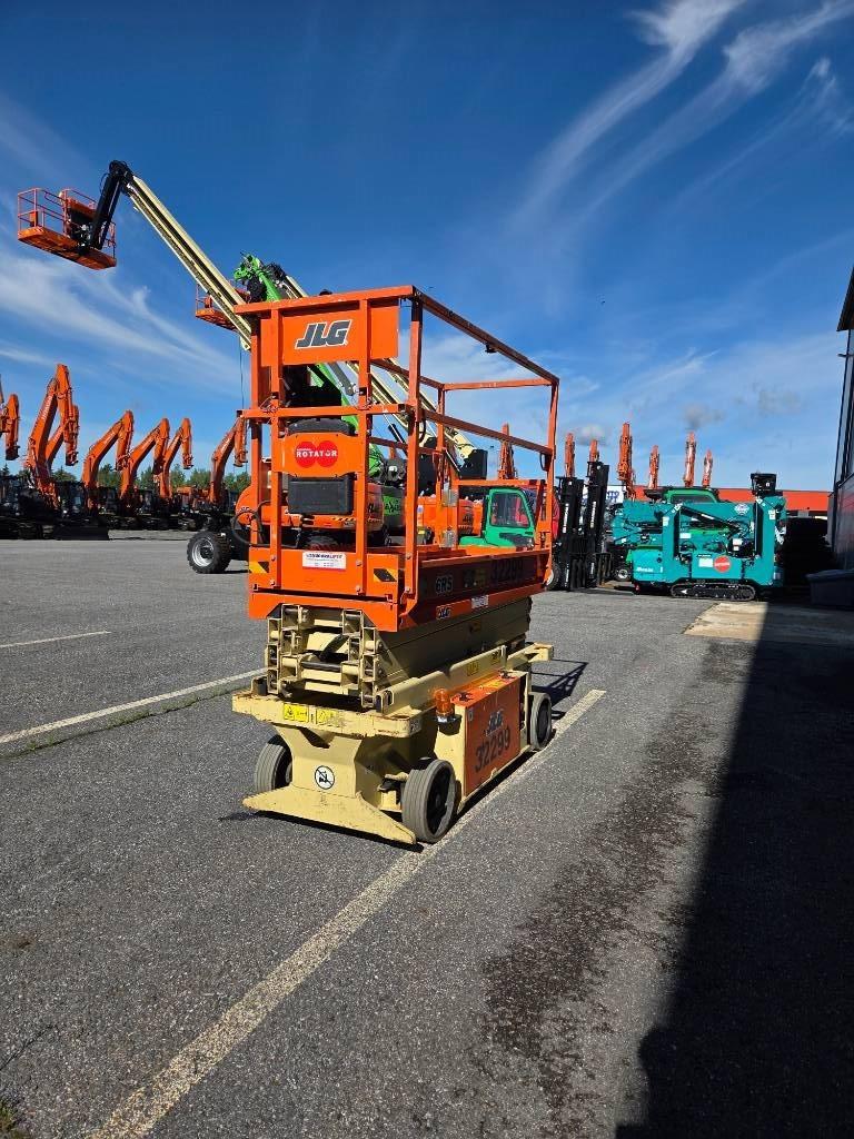 JLG 6 RS Saksilavat