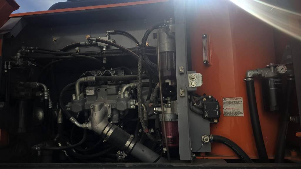 Hitachi zx220 W -5 Pyöräkaivukoneet