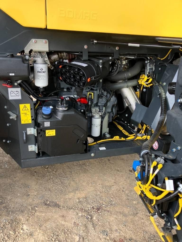 Bomag BW 174 APO-4v Tandemjyrät
