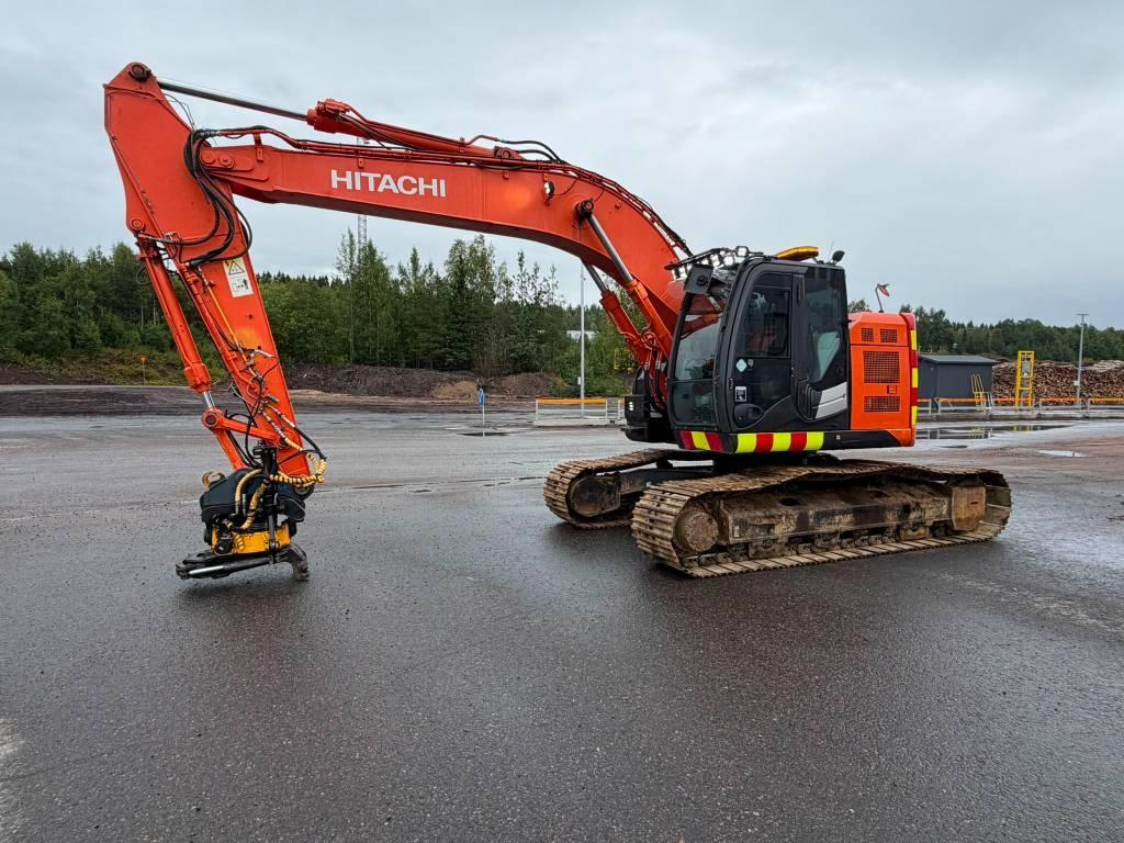 Hitachi ZX 225 US LC-5 Telakaivukoneet