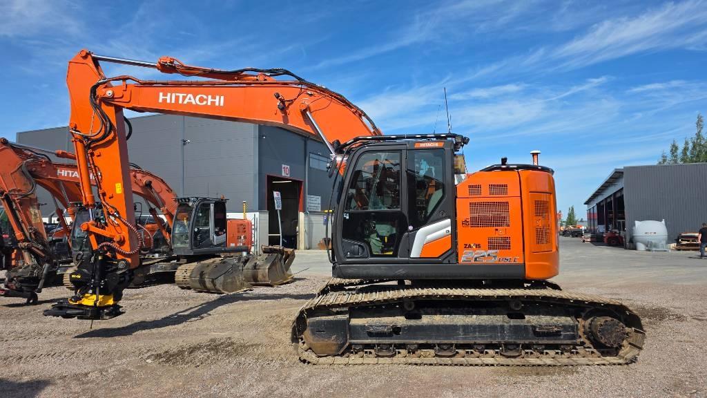 Hitachi ZX225USLC-7 Telakaivukoneet